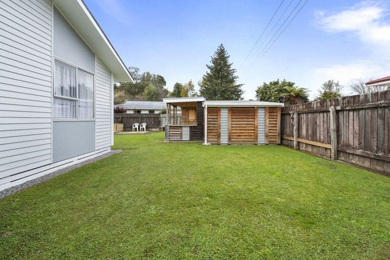 Photo of property in 30 Ongo Road, Hunterville, 4730