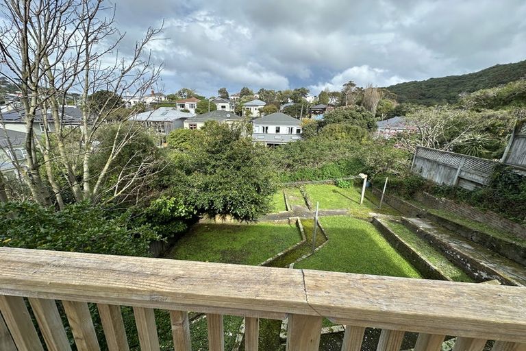 Photo of property in 7 Murray Street, Island Bay, Wellington, 6023