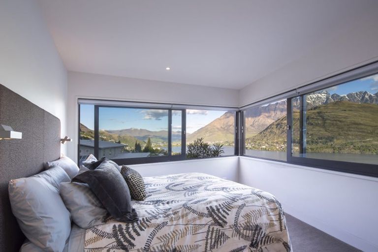 Photo of property in St Andrews Park, 61 Highview Terrace, Queenstown, 9300