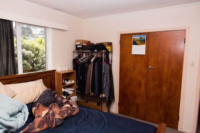 Photo of property in 4 Hallewell Crescent, Johnsonville, Wellington, 6037