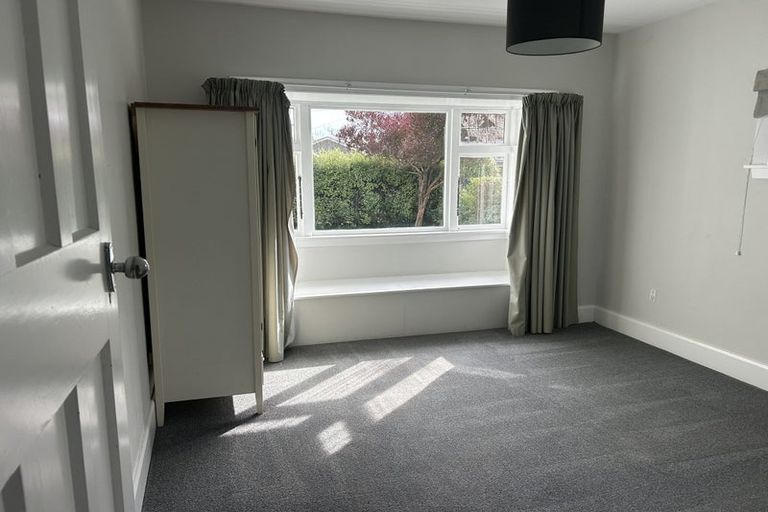 Photo of property in 172 Weston Road, St Albans, Christchurch, 8052