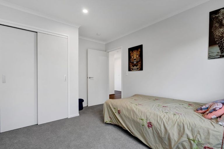 Photo of property in 4 Kakariki Lane, Waiwhakaiho, New Plymouth, 4312