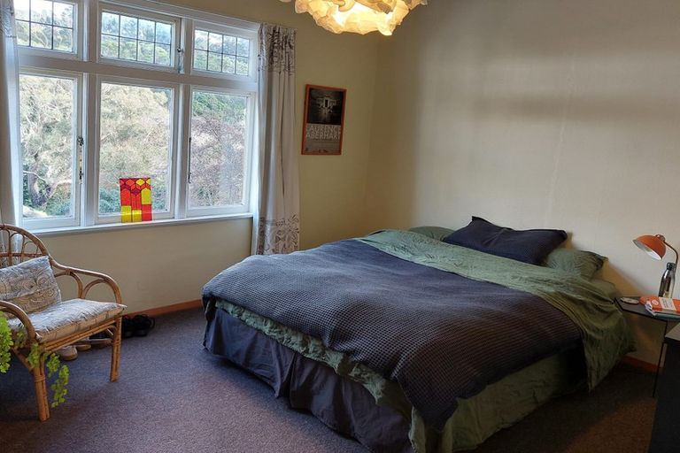 Photo of property in 76 Mcalpine Avenue, Mount Cook, Wellington, 6011