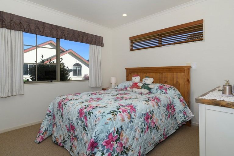 Photo of property in Orange Grove Village, 38/22 Pyes Pa Road, Pyes Pa, Tauranga, 3112