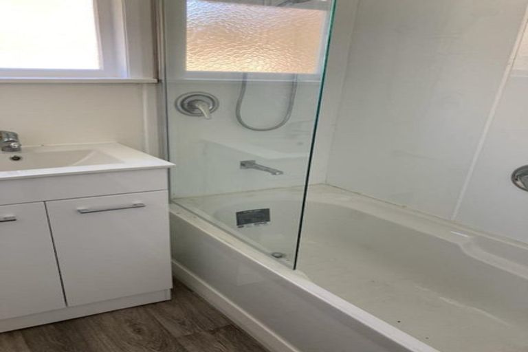 Photo of property in 4 Matarawa Street, Whanganui East, Whanganui, 4500