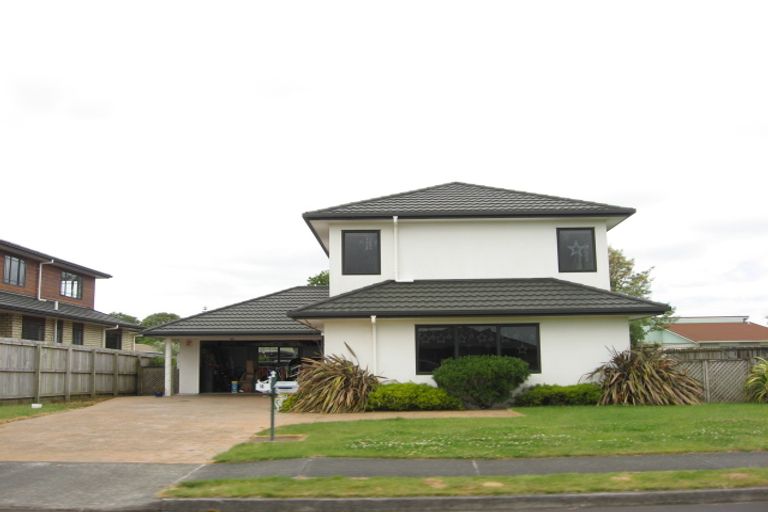 Photo of property in 18 Cloverlea Place, Pukekohe, 2120