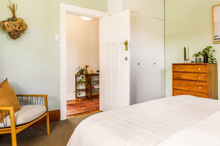 Photo of property in 5 Kotuku Street, Te Atatu Peninsula, Auckland, 0610