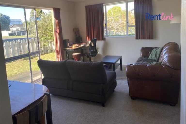 Photo of property in 1 Seaspray Drive, Mount Maunganui, 3116