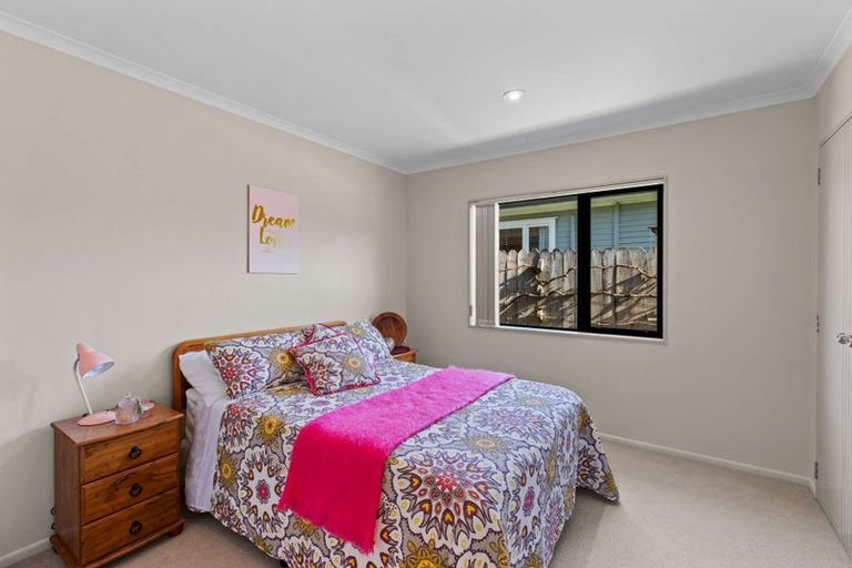 Photo of property in 49g Martyn Street, Waiuku, 2123