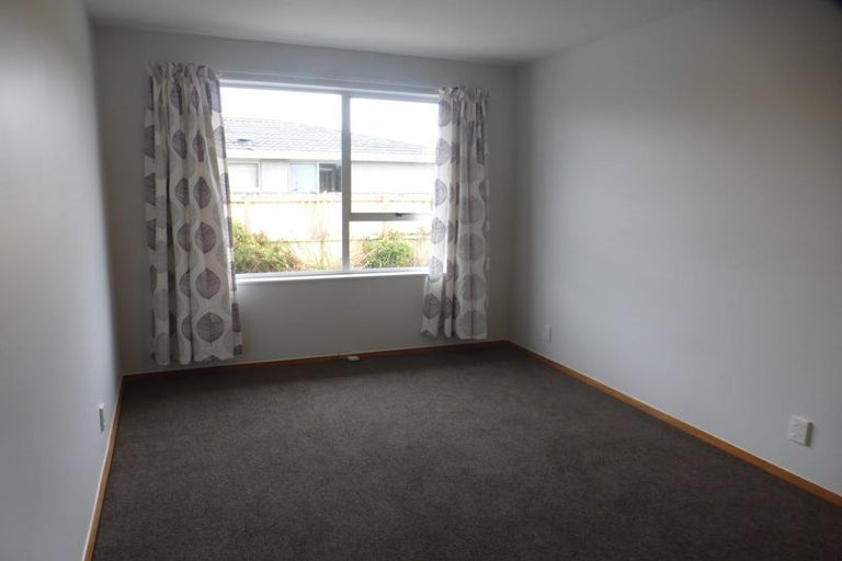 Photo of property in 24 Bayswater Crescent, Bromley, Christchurch, 8062