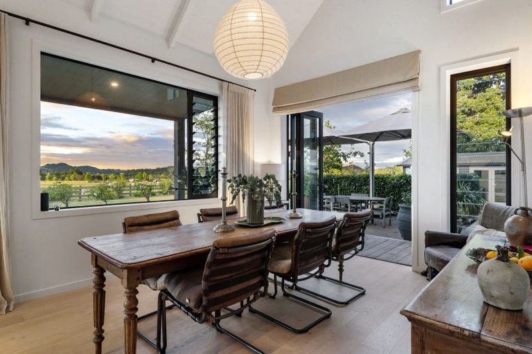 Photo of property in 162 Monument Road, Clevedon, Papakura, 2582