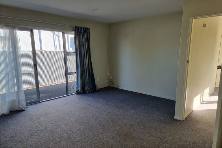 Photo of property in 2/350 Worcester Street, Linwood, Christchurch, 8011