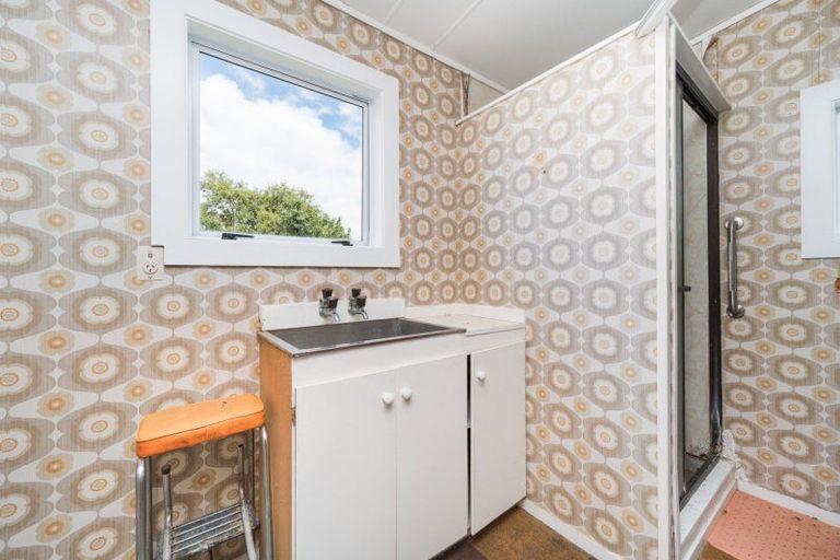 Photo of property in 94 Victoria Avenue, Palmerston North, 4410