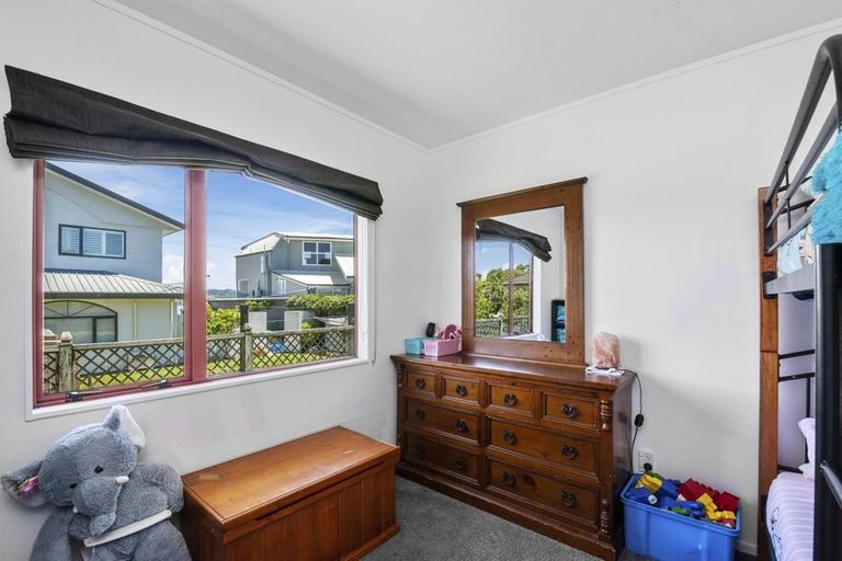 Photo of property in 13 Kurupae Road, Hilltop, Taupo, 3330
