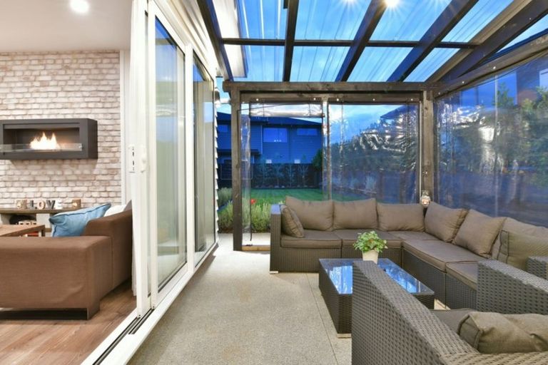 Photo of property in 18 Flavell Drive, Orewa, 0931