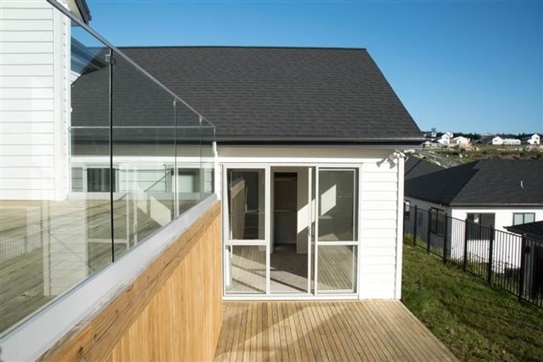 Photo of property in 7 Kaipuke Crescent, Gulf Harbour, Whangaparaoa, 0930