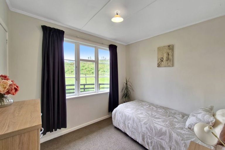 Photo of property in 125a Hickford Road, Foxton, 4893