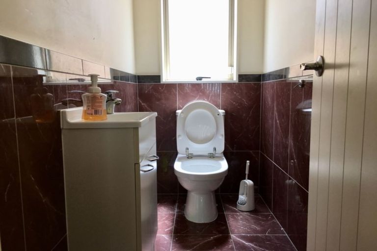 Photo of property in 1 Kestev Drive, Flat Bush, Auckland, 2016