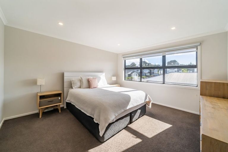Photo of property in 48 Pateke Drive, Kenepuru, Porirua, 5022