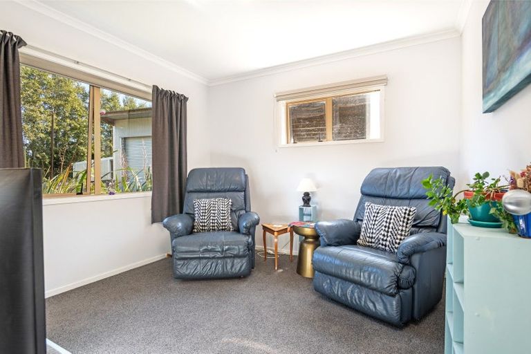 Photo of property in 10 Haggerty Street, Kimbolton, 4774