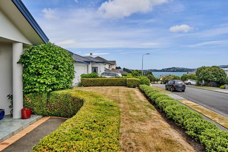 Photo of property in 11 The Masthead, Whitby, Porirua, 5024