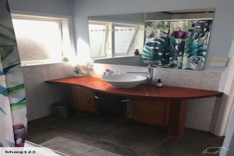 Photo of property in 23 Lanigan Street, Birkdale, Auckland, 0626