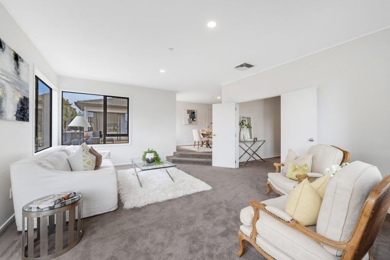 Photo of property in 32 Ambleside Drive, Northpark, Auckland, 2013