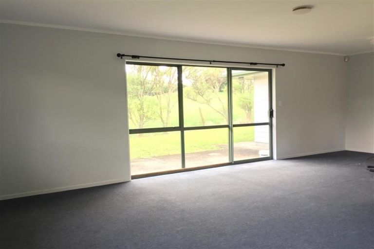 Photo of property in 14 Pearce Drive, Te Kamo, Whangarei, 0112