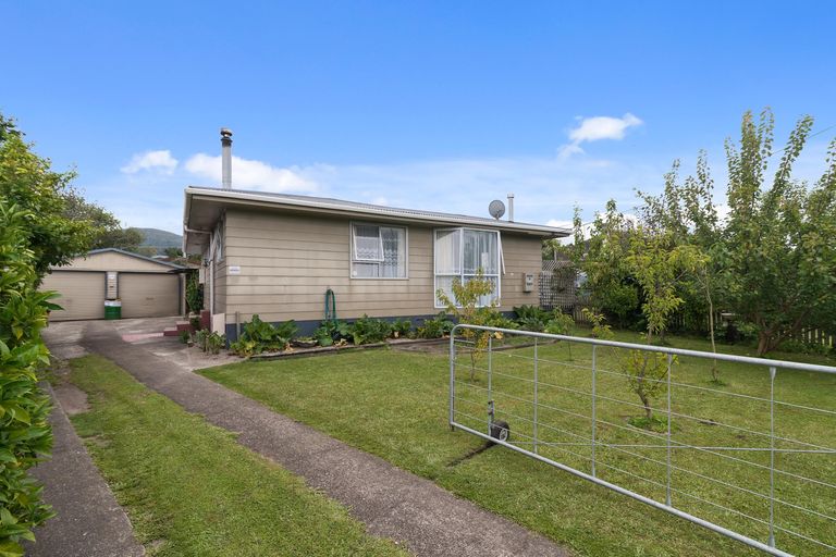 Photo of property in 28 Haumoana Street, Koutu, Rotorua, 3010