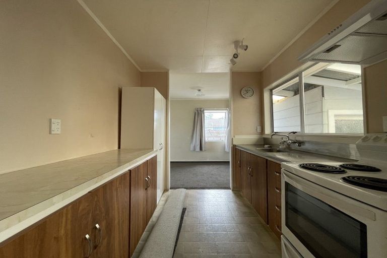 Photo of property in 8a Hilton Grove, Kelvin Grove, Palmerston North, 4414