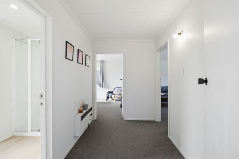 Photo of property in 8 Buller Place, Westbrook, Palmerston North, 4412