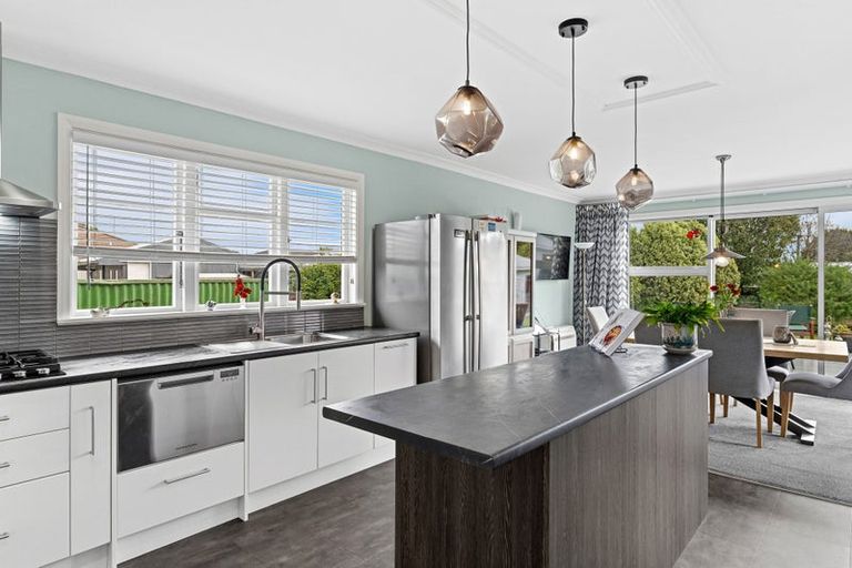 Photo of property in 23 Tasman Street, Levin, 5510
