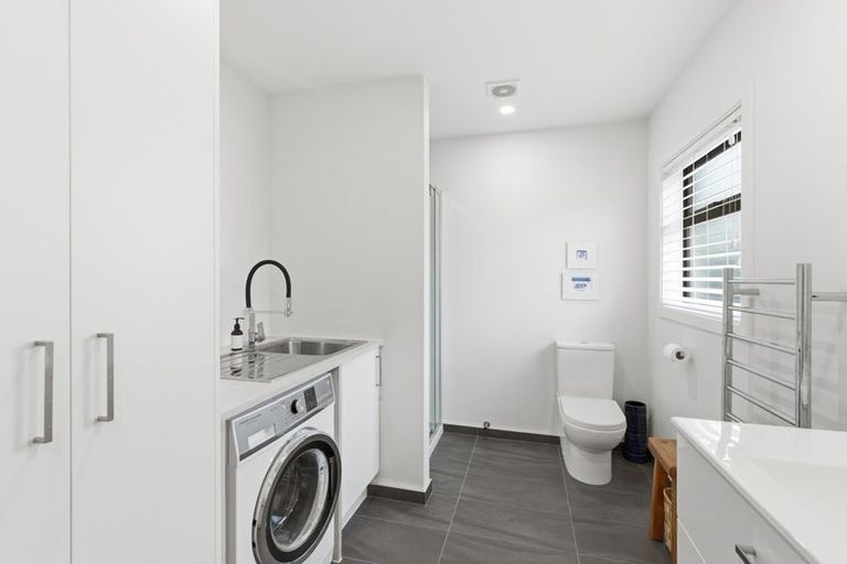 Photo of property in 10/71b Main Road, Redcliffs, Christchurch, 8081