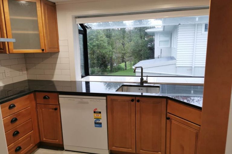 Photo of property in 106 Canongate Street, Birkdale, Auckland, 0626