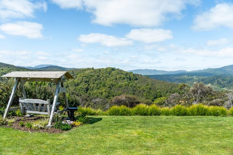 Photo of property in 303 Fairview Drive, Akatarawa, Upper Hutt, 5372