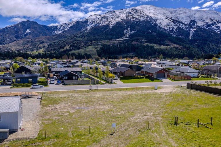 Photo of property in 13 Swan Street, Lake Hawea, 9382