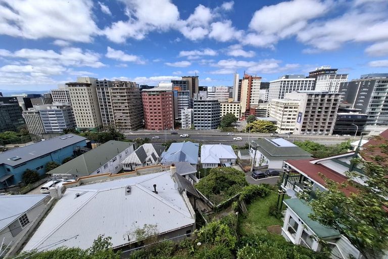 Photo of property in 21af1 Talavera Terrace, Kelburn, Wellington, 6012