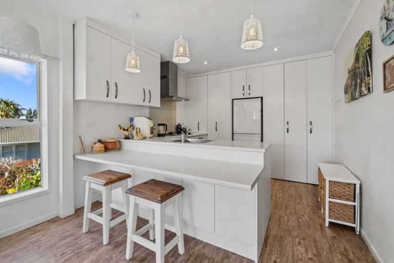 Photo of property in 21 Howe Street, Howick, Auckland, 2014