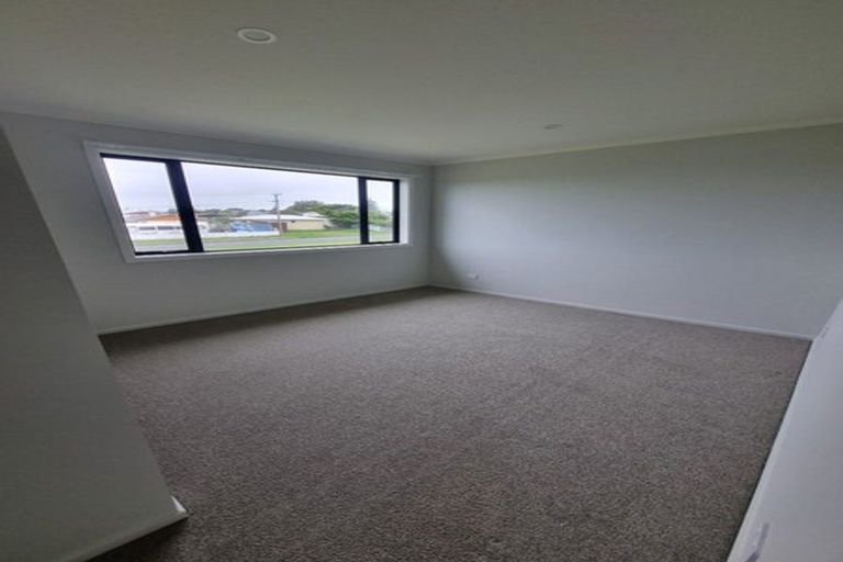 Photo of property in 40a Egmont Street, Castlecliff, Whanganui, 4501