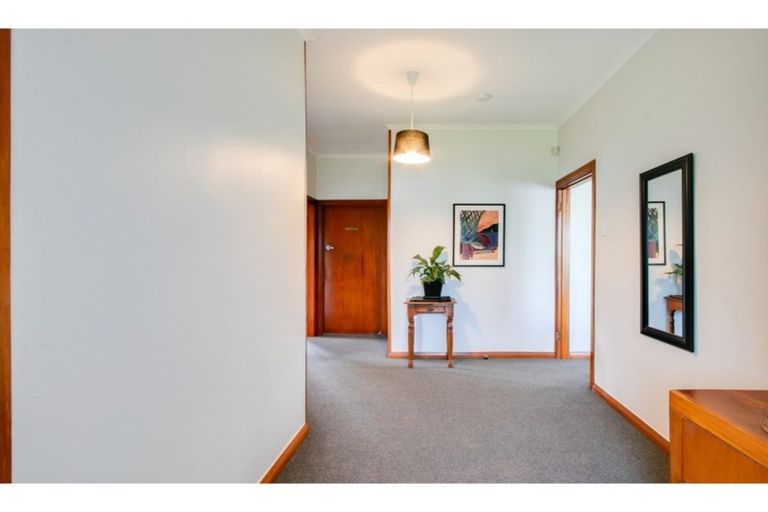 Photo of property in 8 Anzac Avenue, Onekawa, Napier, 4110