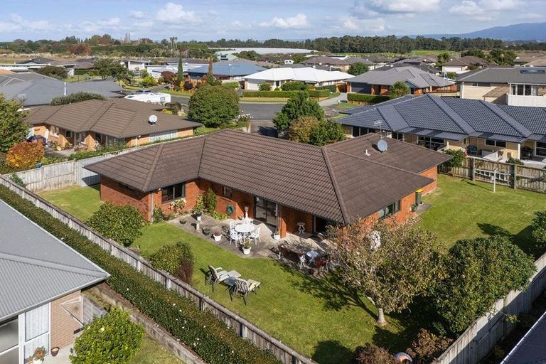 Photo of property in 18 Coleman Place, Katikati, 3129