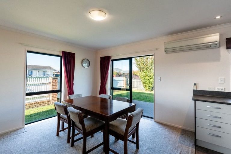 Photo of property in 83 Roberts Line, Kelvin Grove, Palmerston North, 4414