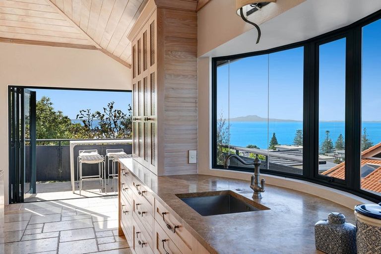 Photo of property in 13a Orchard Road, Browns Bay, Auckland, 0630
