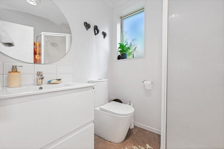 Photo of property in 25 Pointon Glade, Grandview Heights, Hamilton, 3200