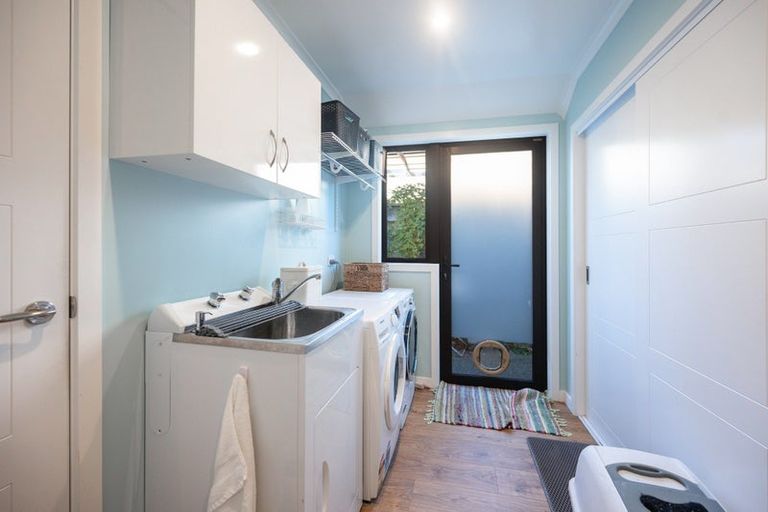Photo of property in 2 Village Lane, Stoke, Nelson, 7011
