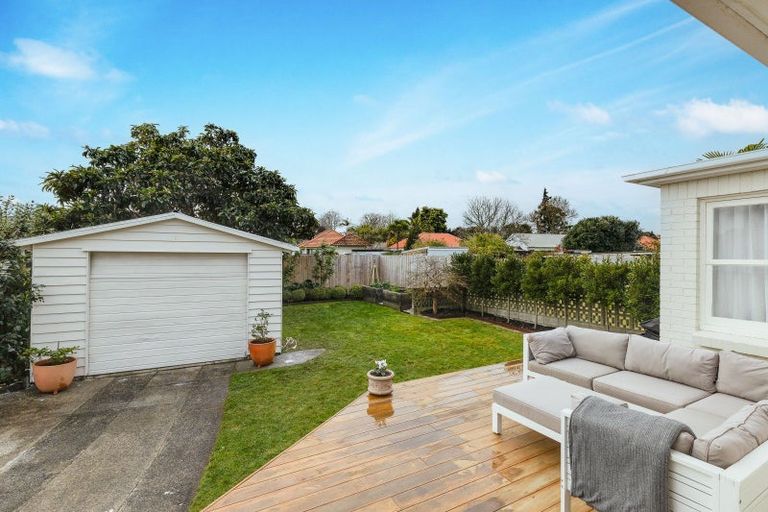 Photo of property in 2 Plunket Terrace, Hamilton East, Hamilton, 3216