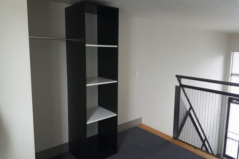 Photo of property in Urbane Apartments, 55/29 Webb Street, Mount Cook, Wellington, 6011