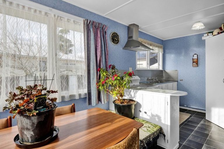 Photo of property in 23 Mcguire Street, Hawera, 4610