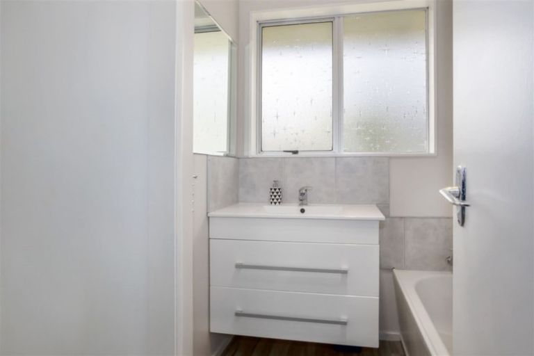 Photo of property in 9 The Bollard, Whitby, Porirua, 5024