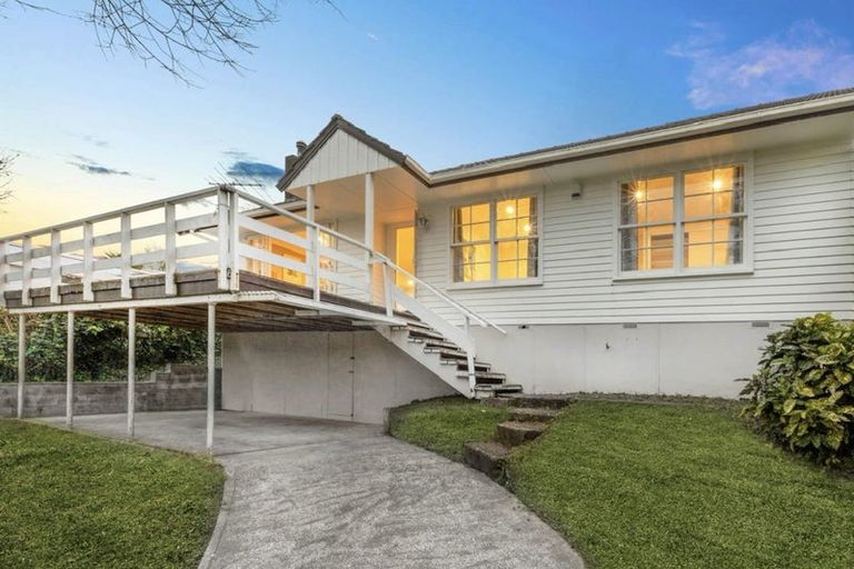 Photo of property in 65 Monarch Avenue, Hillcrest, Auckland, 0627
